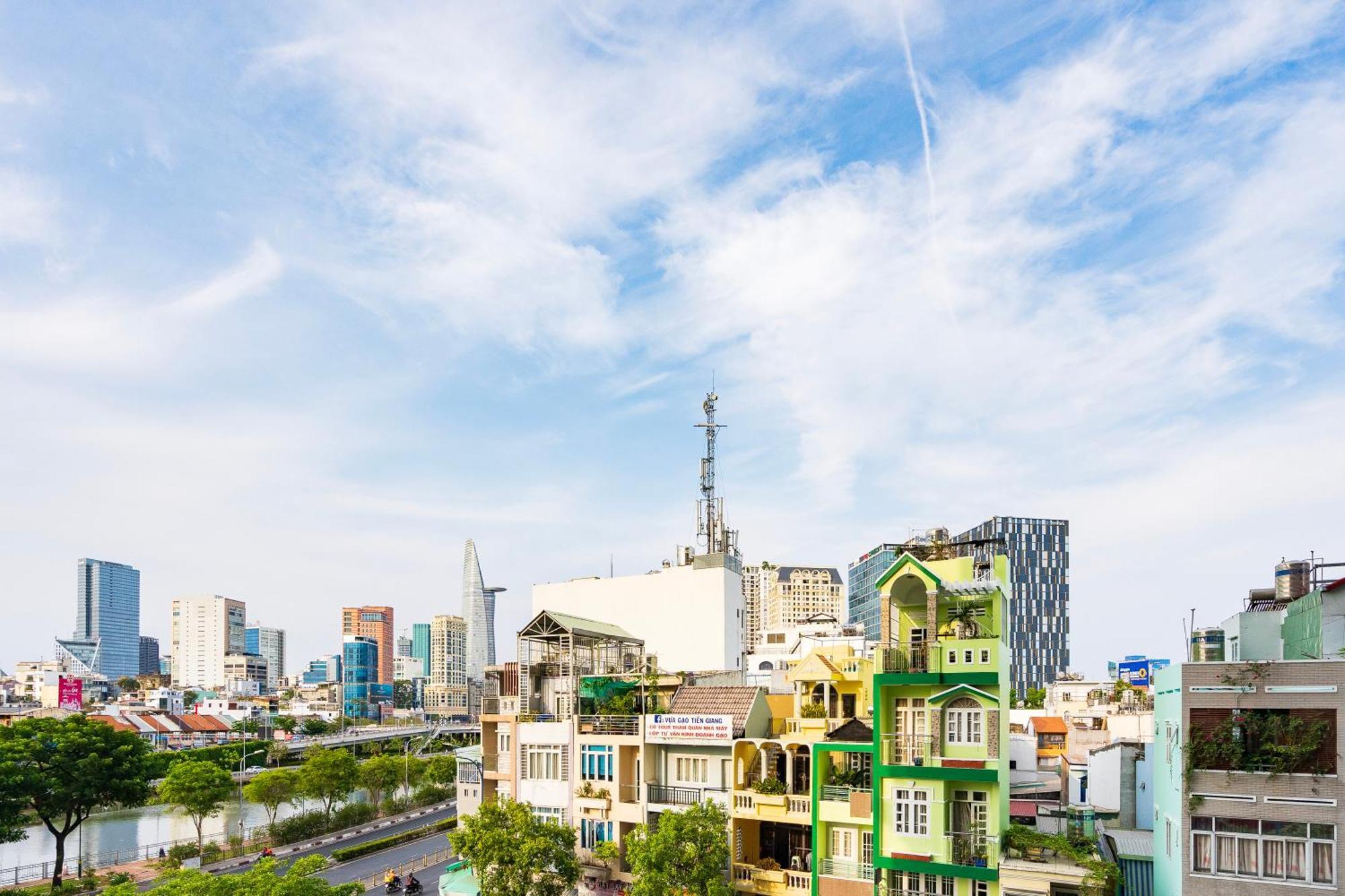 Otis Millennium Saigon Balcony Apartment Хошимин Номер фото